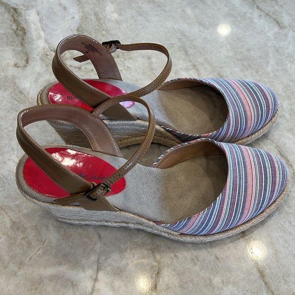 Bandolino Quipster Espadrille‎ Wedges | Red White Blue Stripes | Size 9 - Picture 2 of 6
